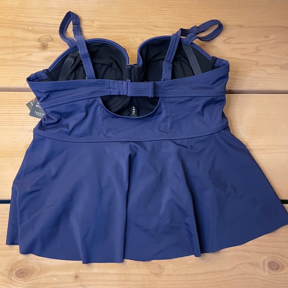 NEW Torrid Peplum Underwire Navy Swim Top size 0-C/D - Picture 5 of 8
